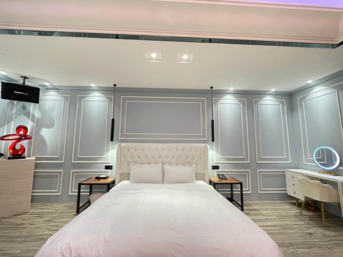 Minimalist Fashion Motel Taoyuan Exterior foto
